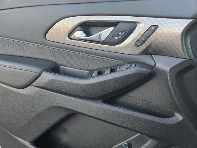 Used 2023 Chevrolet Traverse Premier w/ Redline Edition AWD/4WD image 20