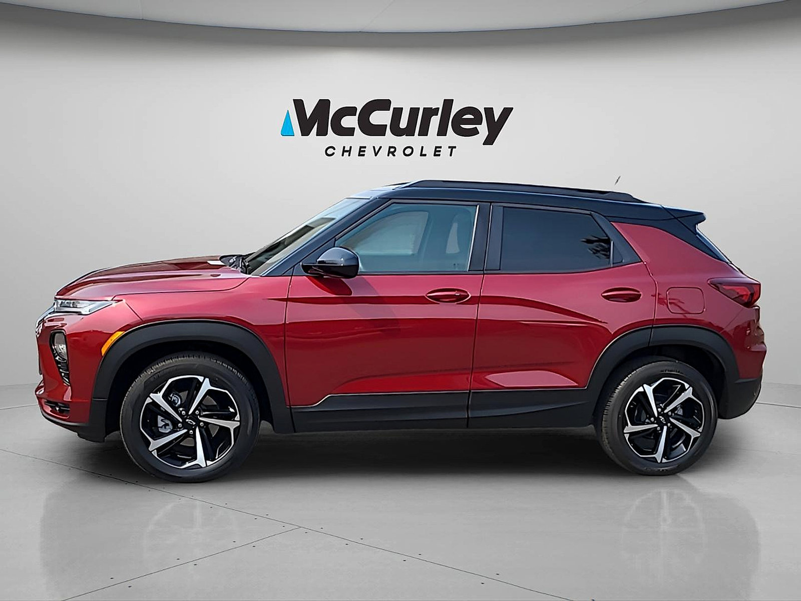 Used 2023 Chevrolet TrailBlazer RS w/ Convenience Package AWD/4WD image 4