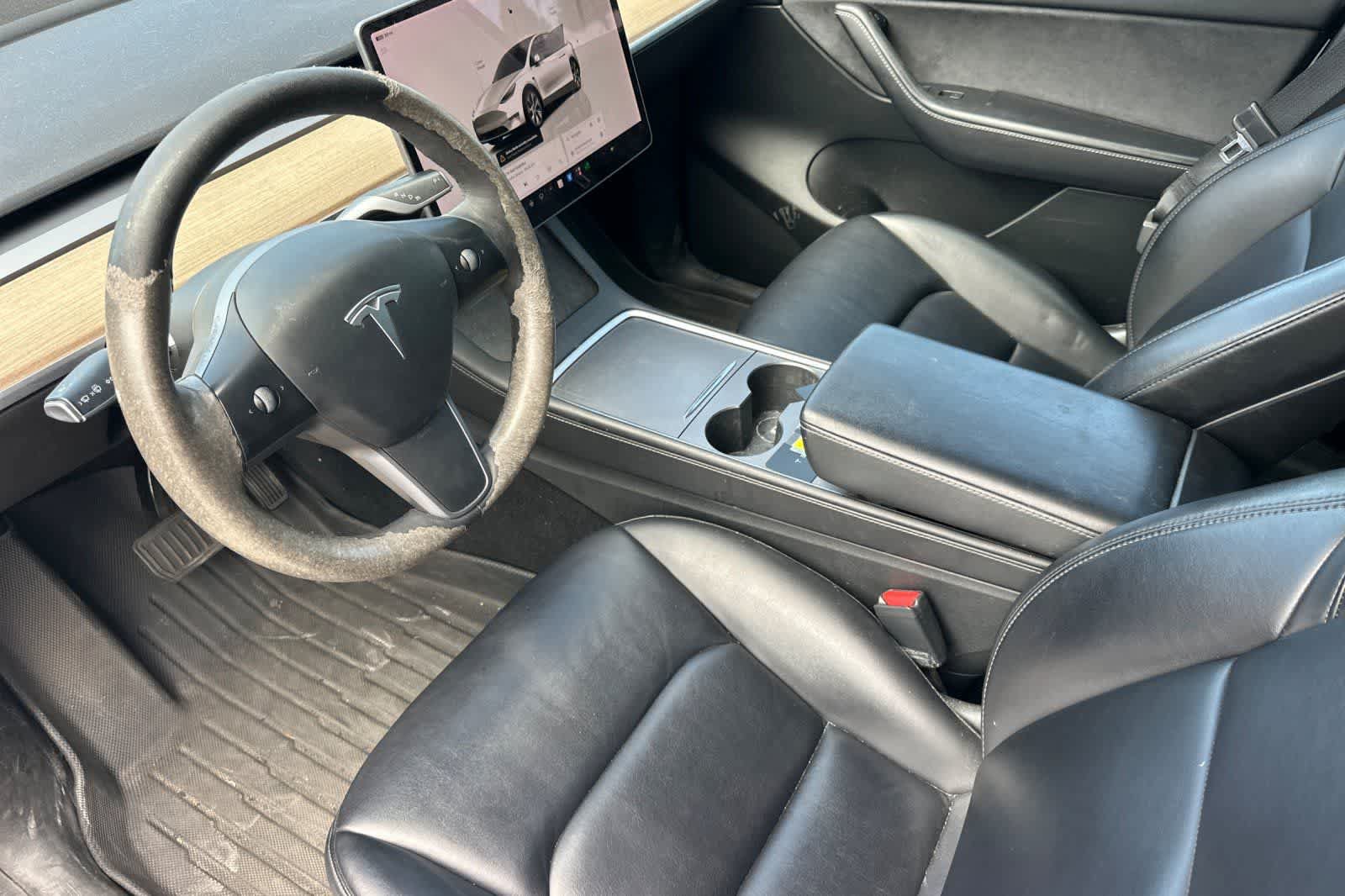Used 2022 Tesla Model Y Long Range AWD/4WD image 14