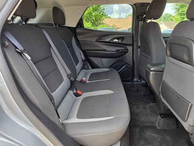 Used 2025 Chevrolet TrailBlazer LT AWD/4WD image 26