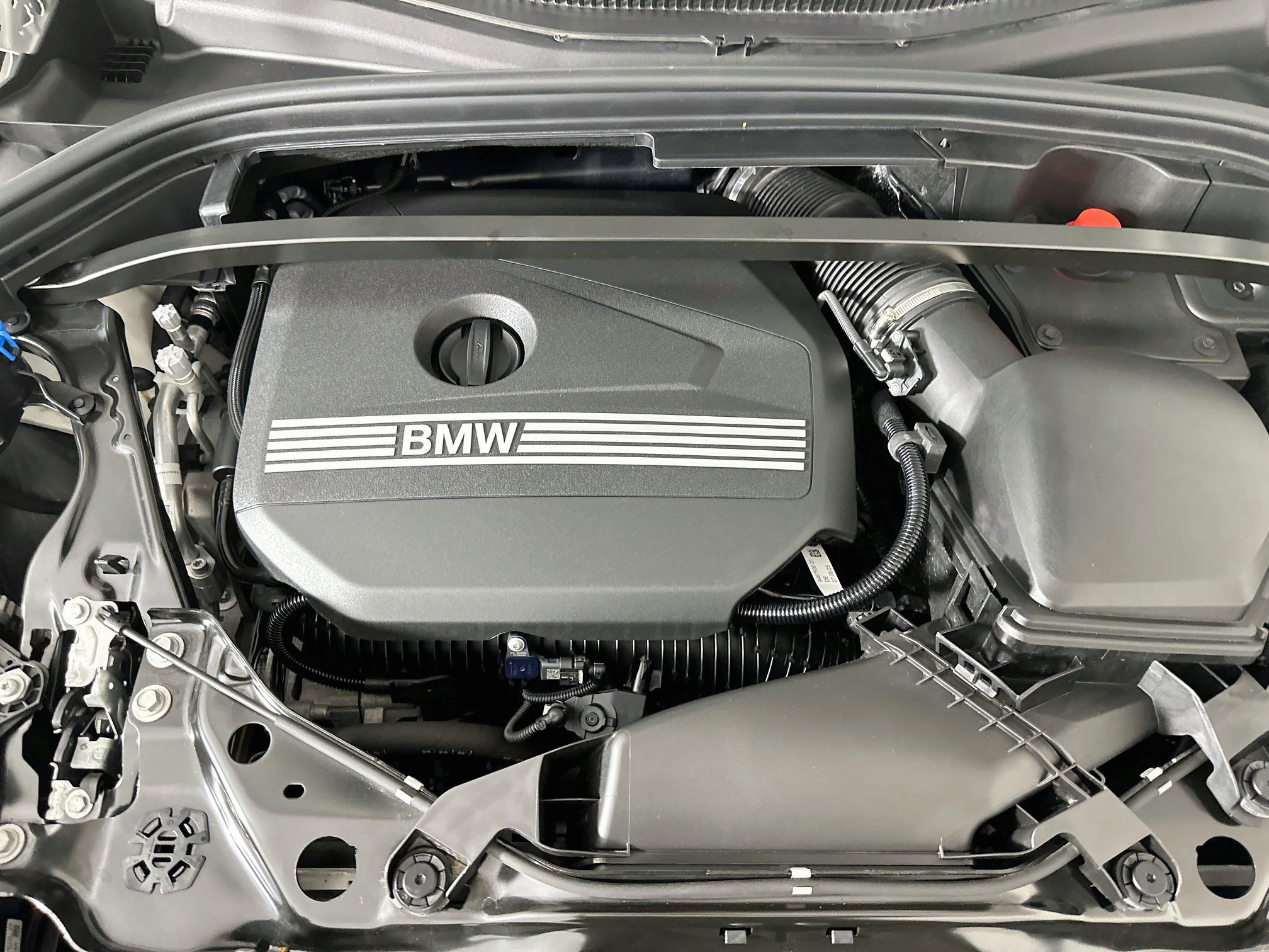 Used 2026 BMW X2 xDrive28i AWD/4WD image 33