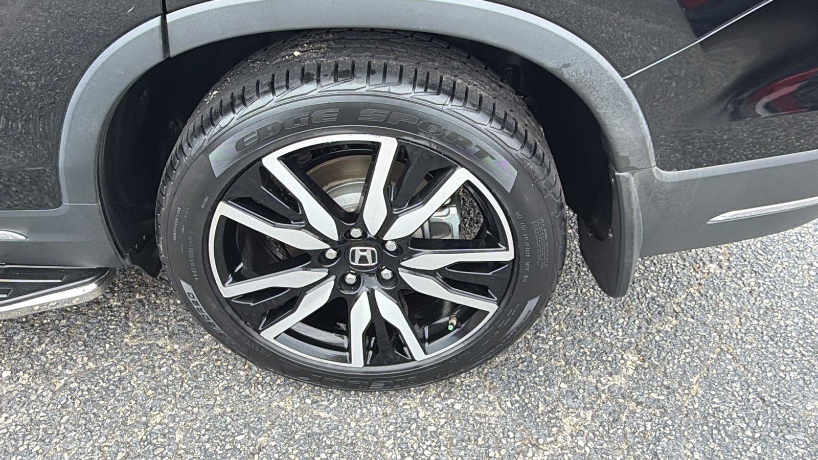 Used 2020 Honda Pilot Touring image 31
