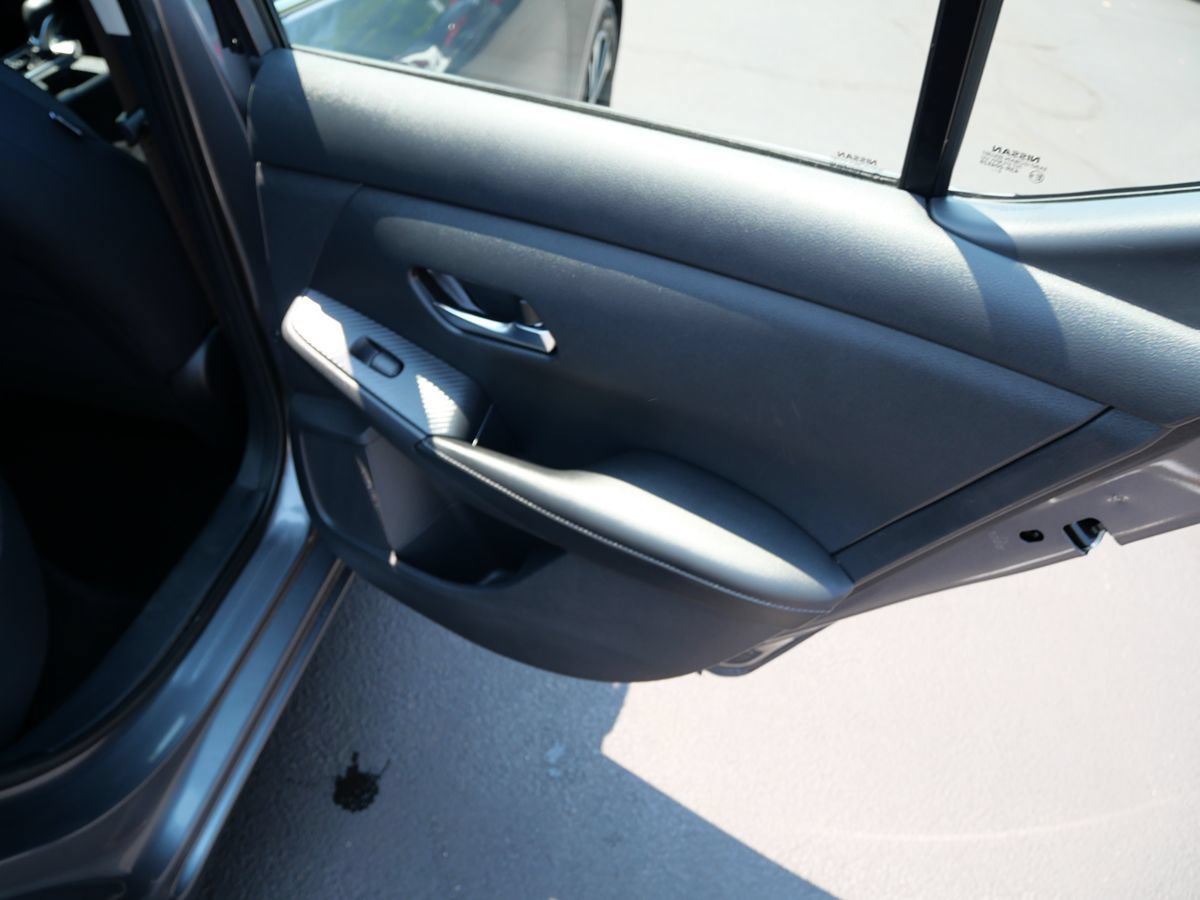Used 2020 Nissan Sentra SV FWD image 24