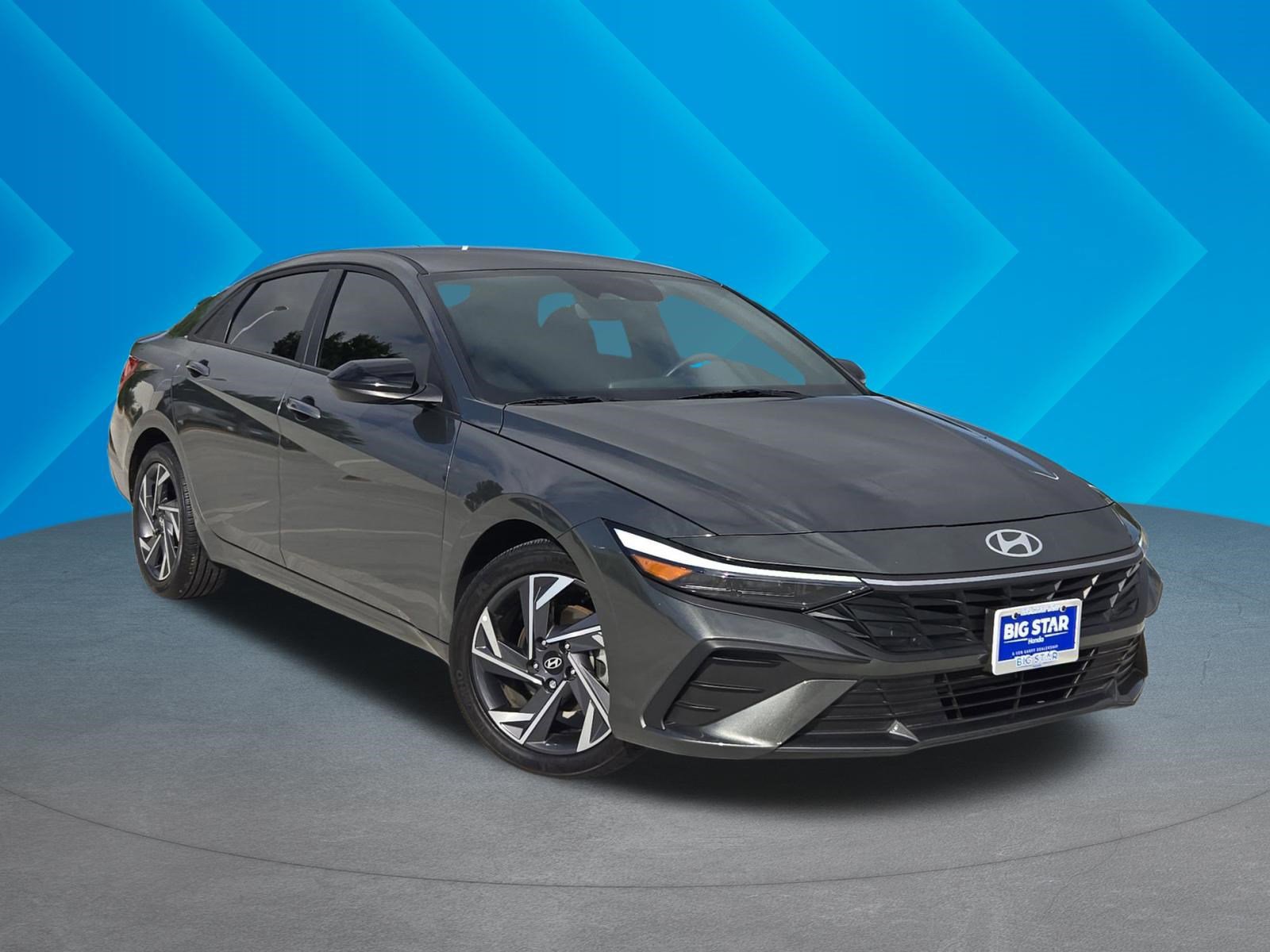 Used 2025 Hyundai Elantra Sport image 1