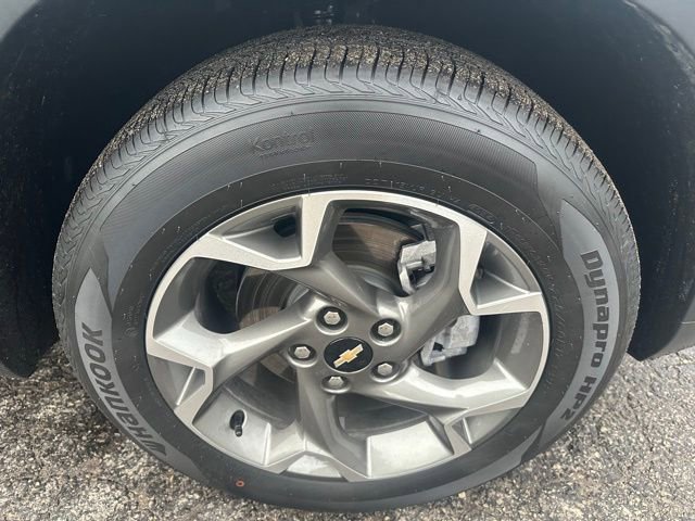 Certified 2025 Chevrolet Trax LT w/ LT Convenience Package image 17