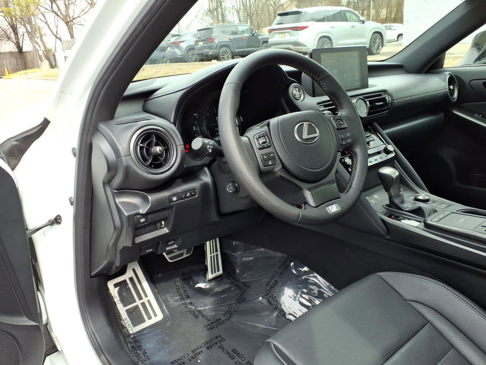 Certified 2023 Lexus IS 350 F Sport w/ Memory Package image 15