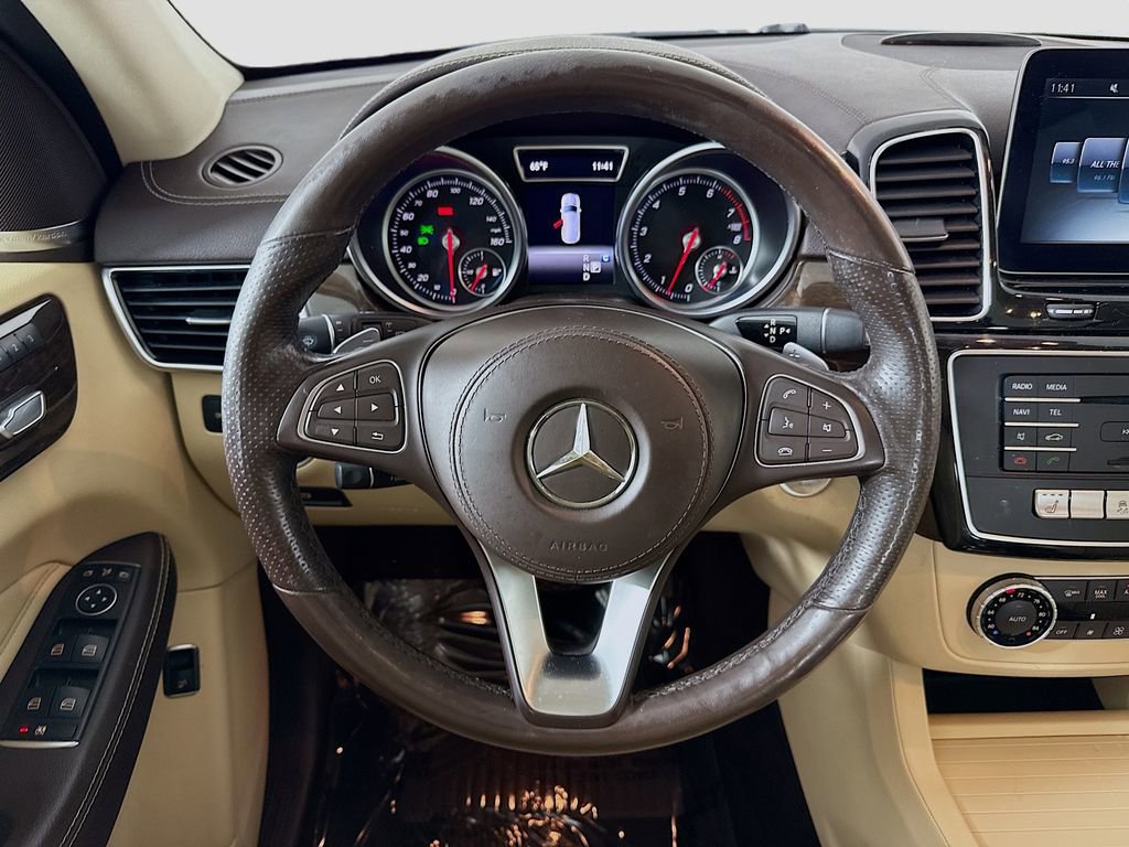 Used 2017 Mercedes-Benz GLS 450 GLS 450 image 11