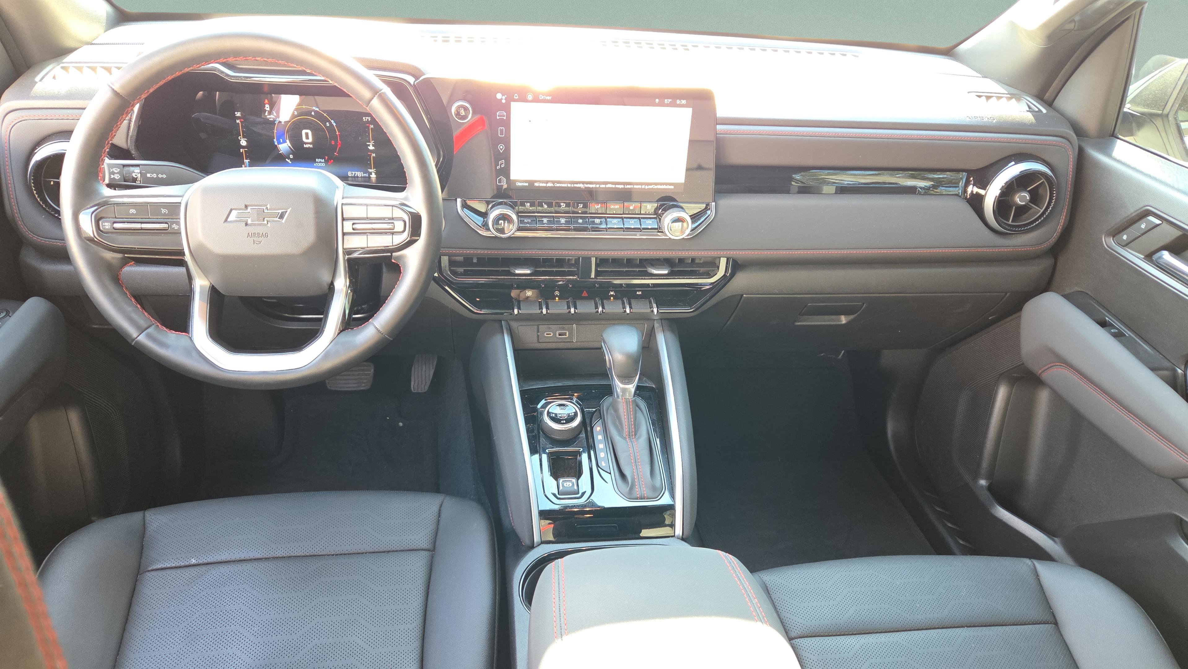 Used 2023 Chevrolet Colorado Z71 w/ Z71 Convenience Package 2 image 13