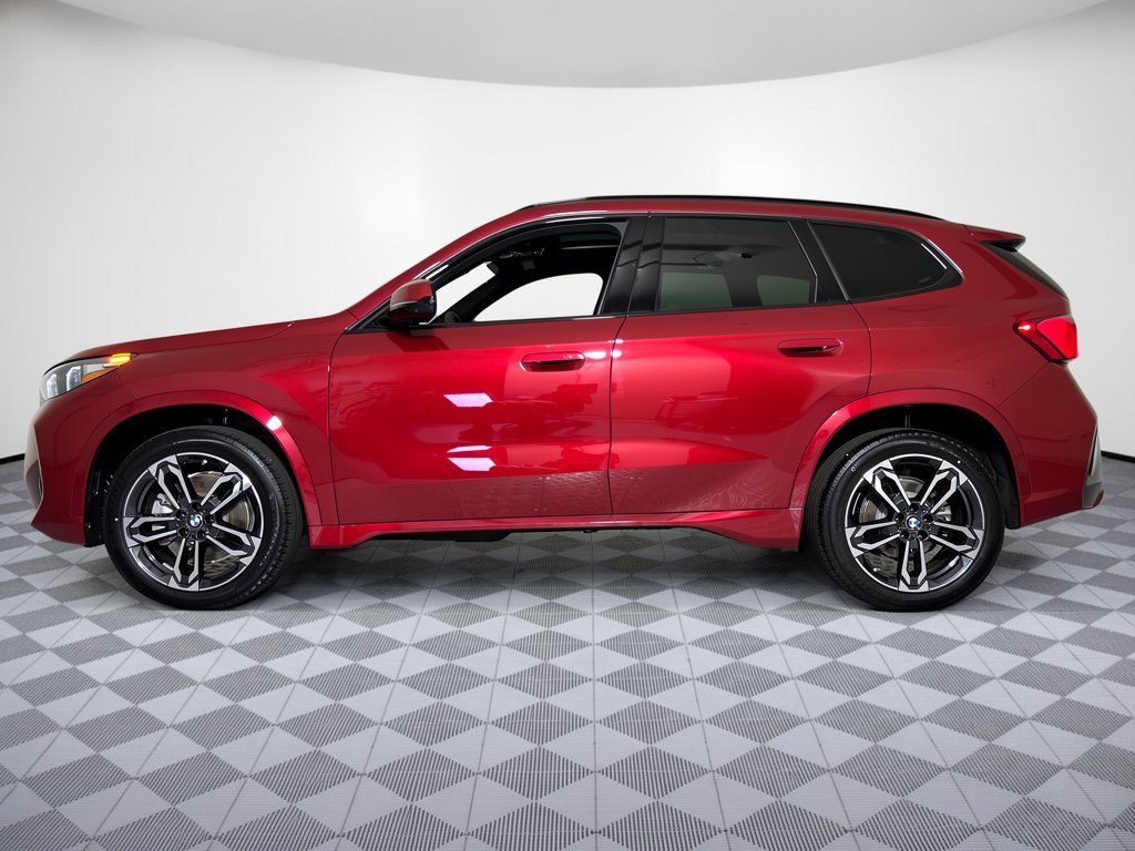 Used 2026 BMW X1 xDrive28i w/ Technology Package AWD/4WD image 2