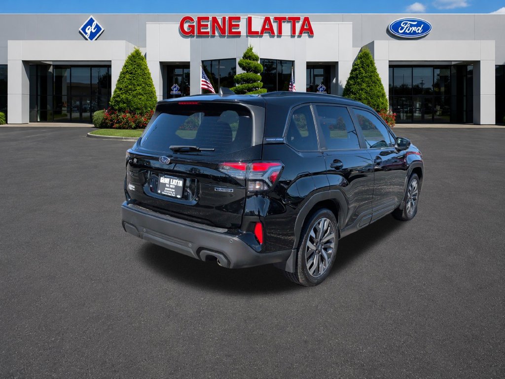 Used 2025 Subaru Forester Touring AWD/4WD image 7