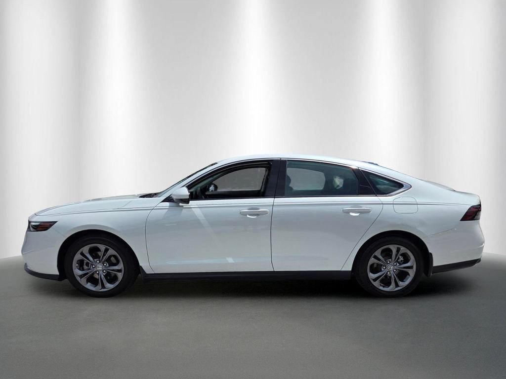 Certified 2024 Honda Accord EX image 6
