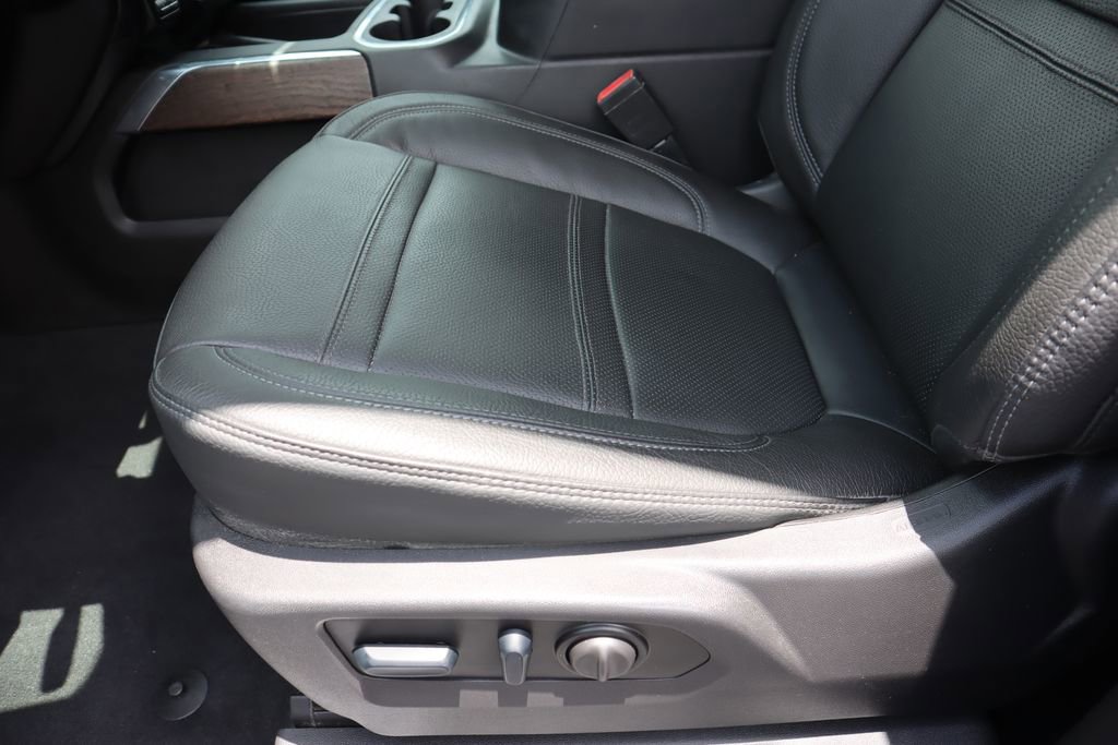 Used 2023 GMC Sierra 2500 Denali w/ Denali Ultimate Package image 22