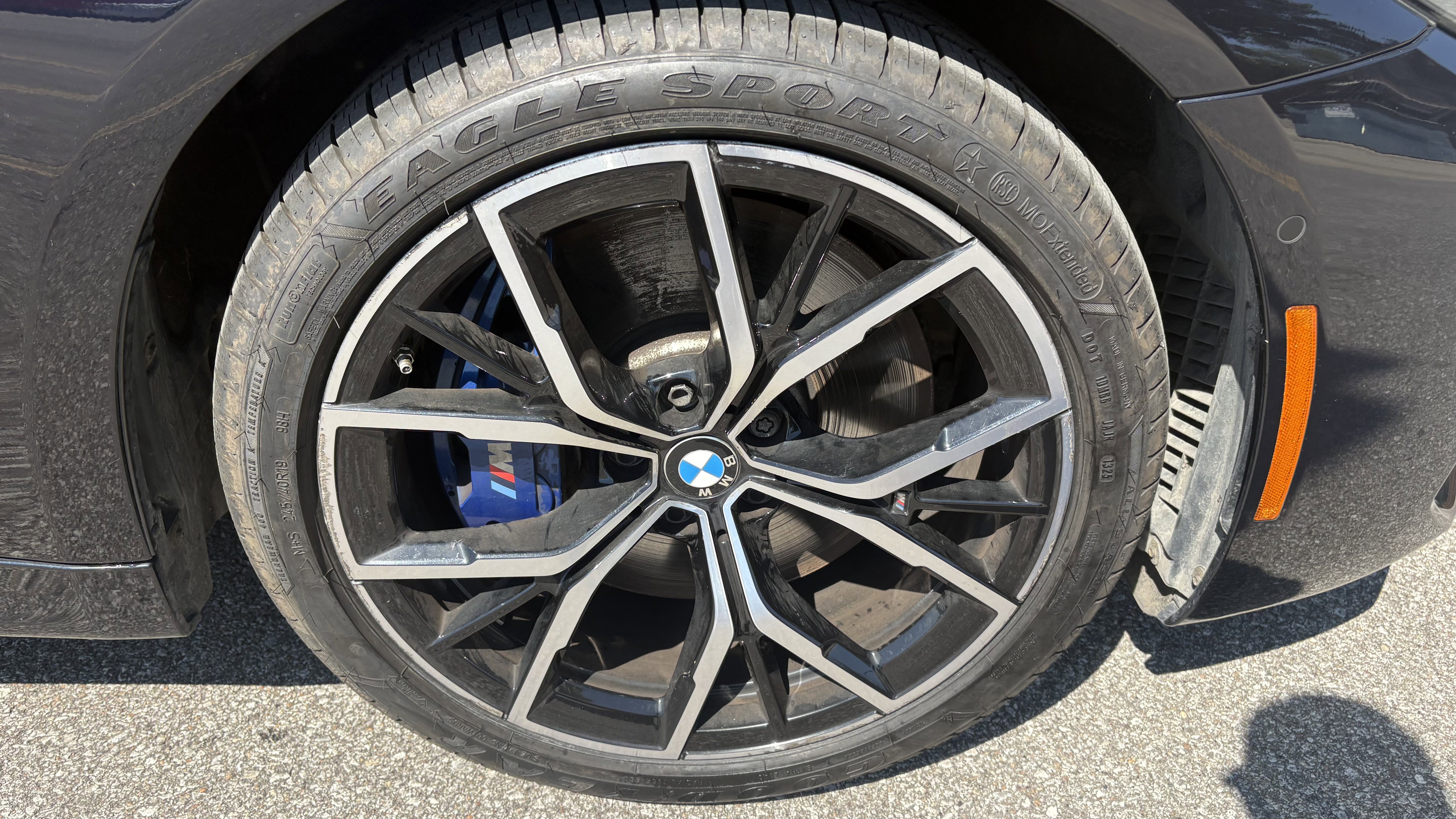 Certified 2023 BMW 540i xDrive w/ Executive Package AWD/4WD image 5