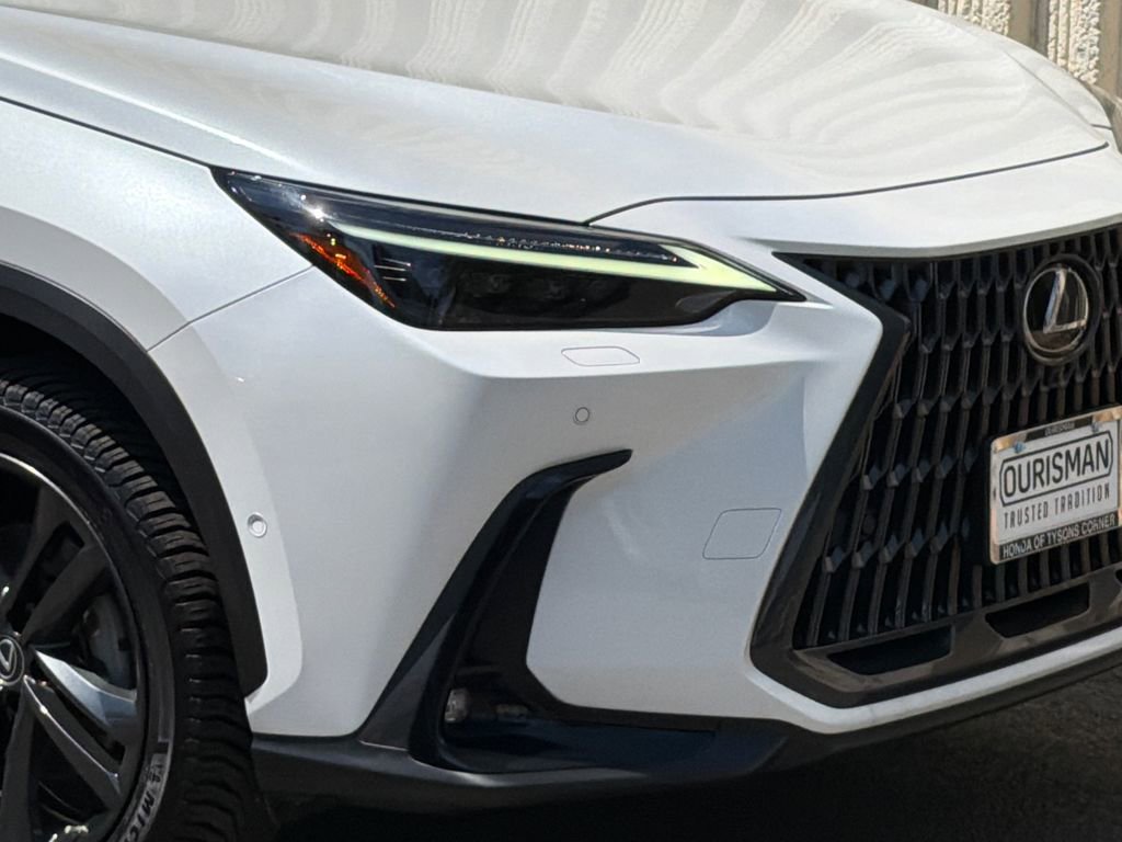Used 2022 Lexus NX 450h+ AWD w/ Vision Package image 5