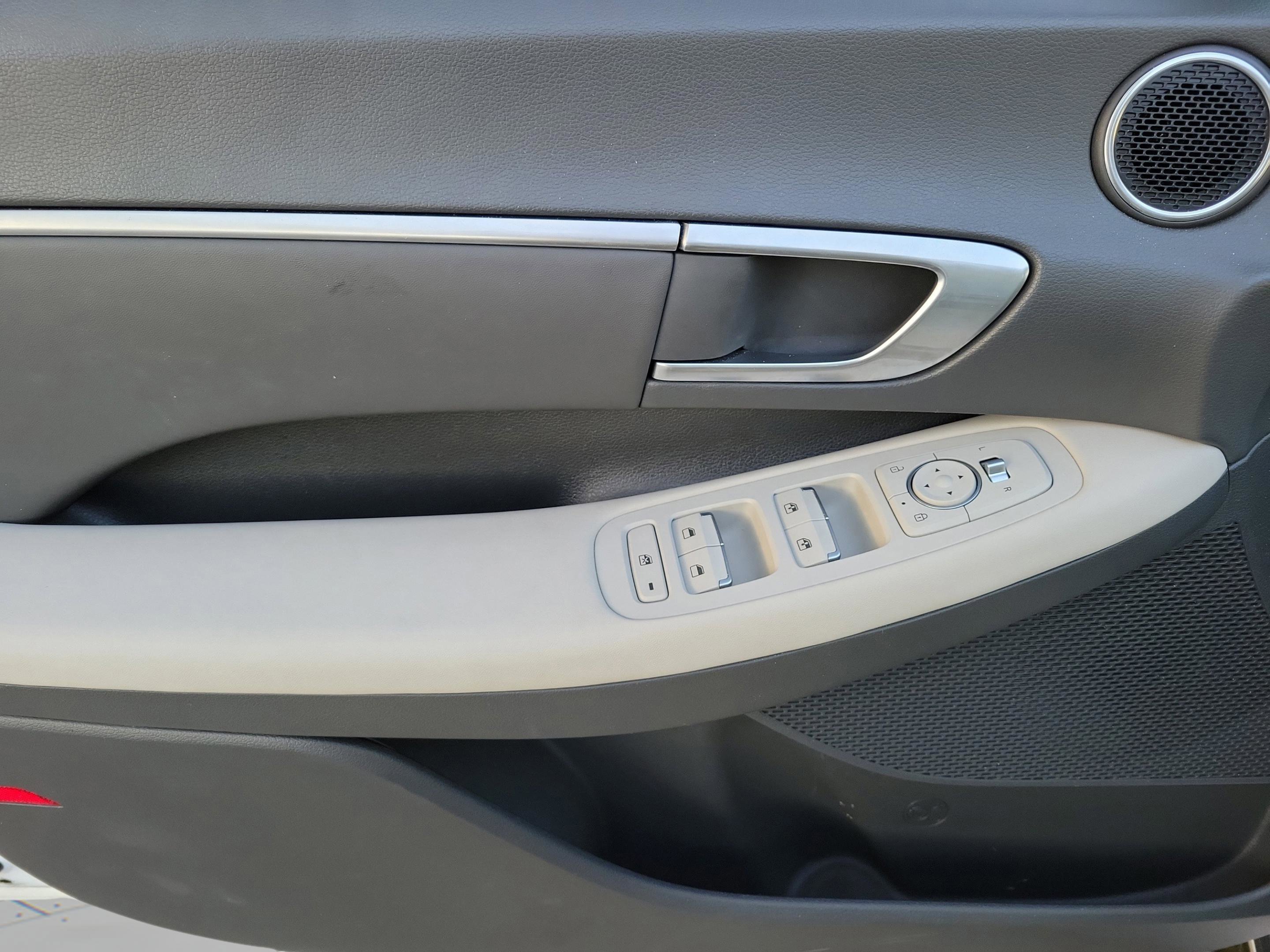 Used 2022 Hyundai Sonata SEL FWD image 21