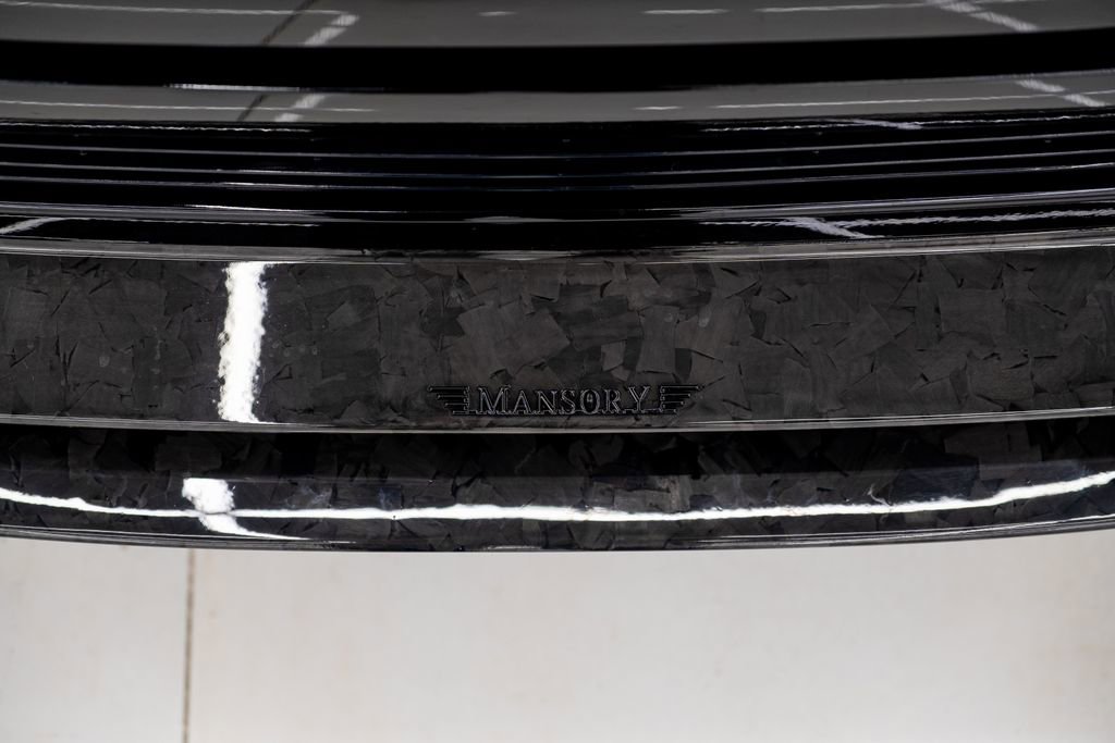 Used 2026 Land Rover Range Rover Long Wheelbase SE image 7