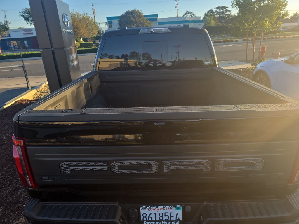 Used 2025 Ford F150 Raptor AWD/4WD image 6