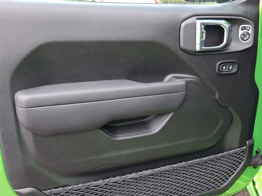 New 2025 Jeep Gladiator Sport AWD/4WD image 8