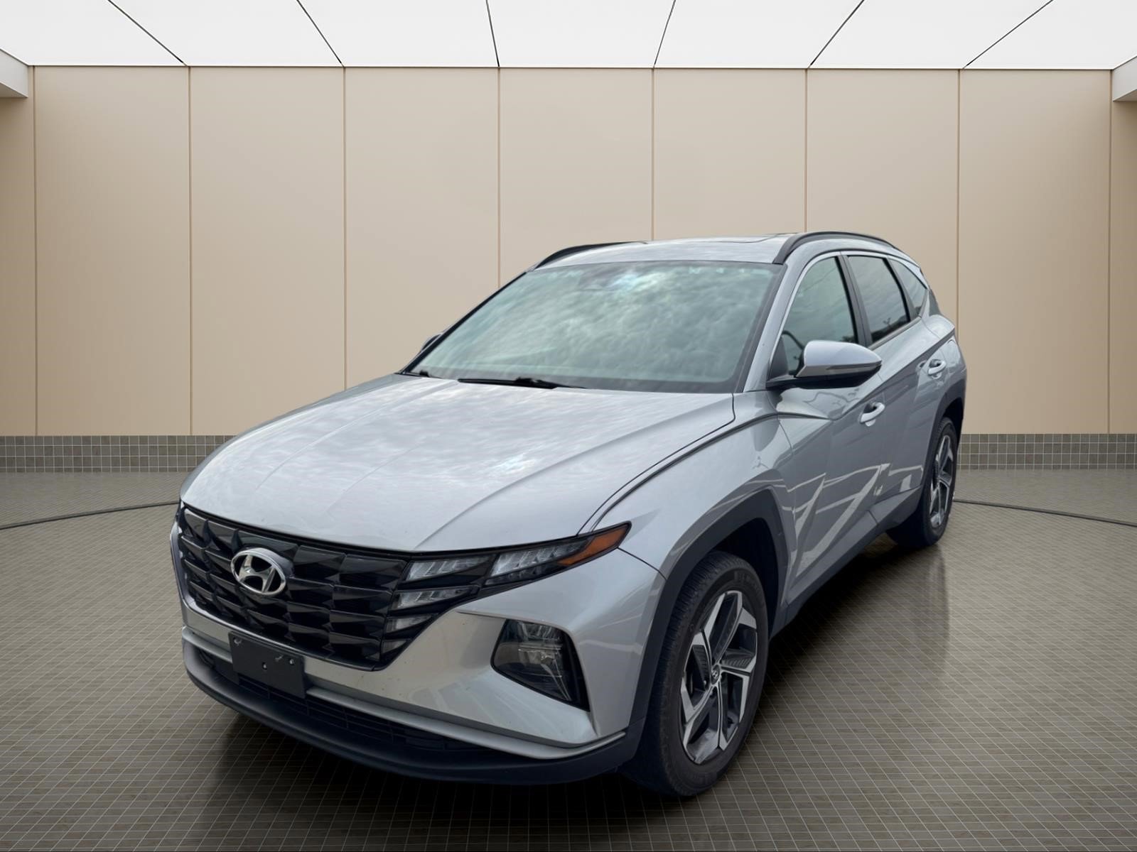 Used 2022 Hyundai Tucson SEL w/ Convenience Package AWD/4WD image 2