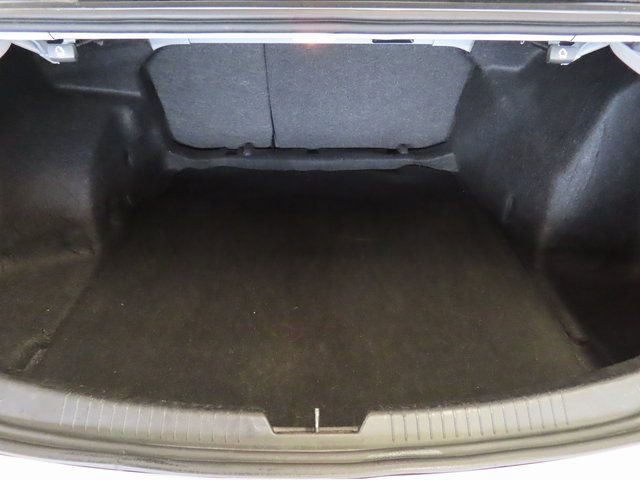 Used 2023 Chevrolet Malibu LT FWD image 32