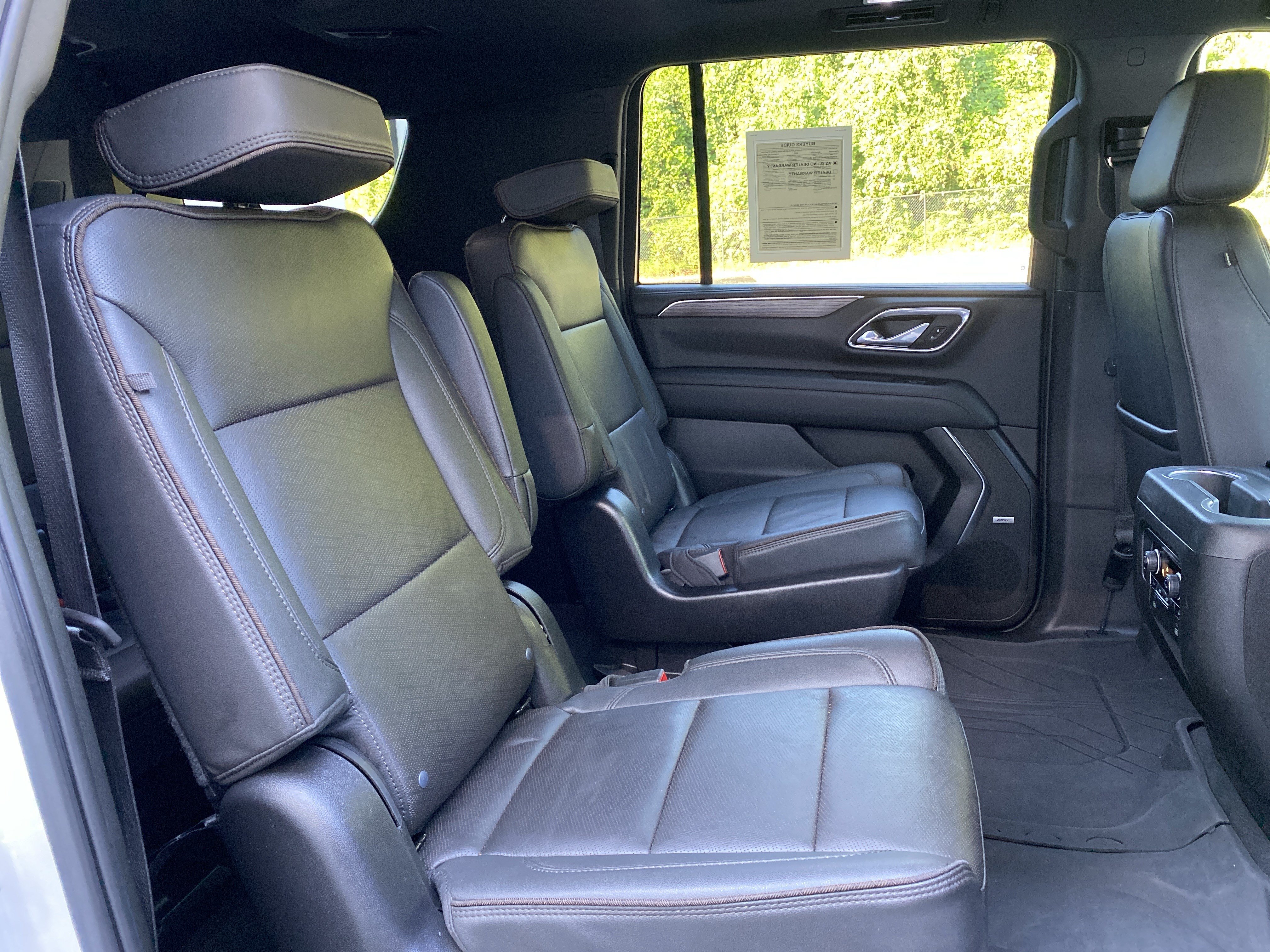Used 2023 Chevrolet Suburban High Country AWD/4WD image 38