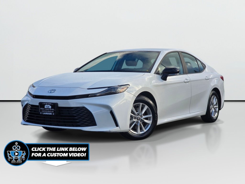 Used 2025 Toyota Camry LE FWD image 1