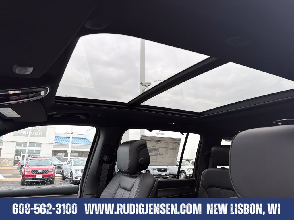 New 2026 Jeep Grand Wagoneer L Limited AWD/4WD image 21