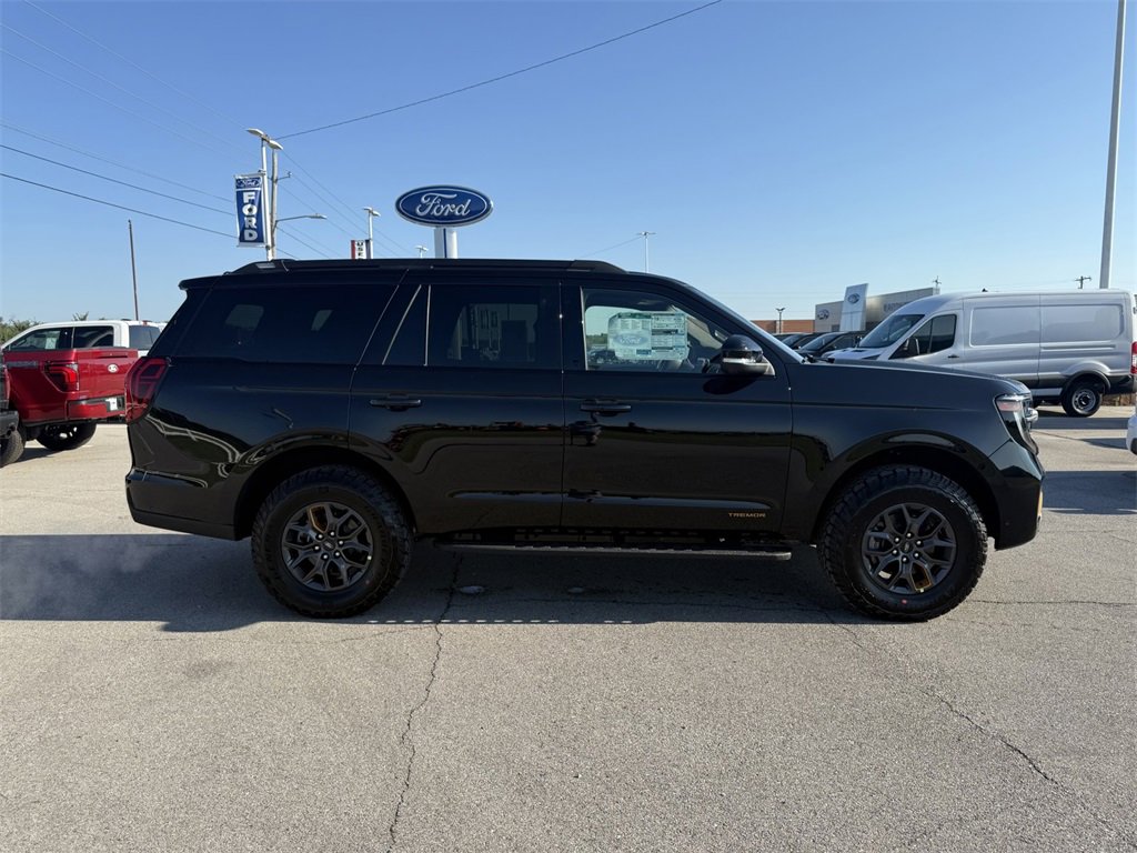 New 2025 Ford Expedition Tremor image 2