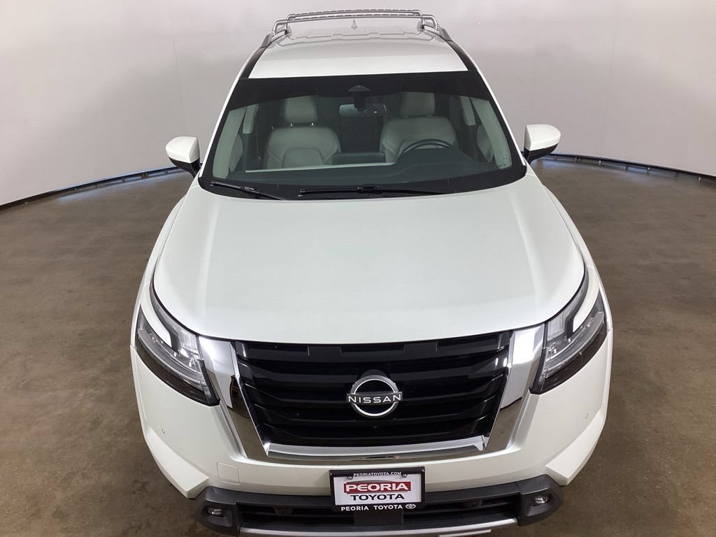 Used 2022 Nissan Pathfinder SL AWD/4WD image 4