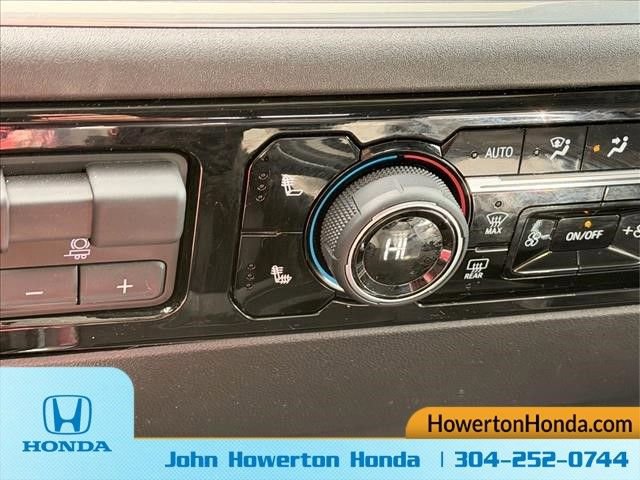 Used 2025 Chevrolet Silverado 1500 LT Trail Boss w/ Convenience Package II image 27