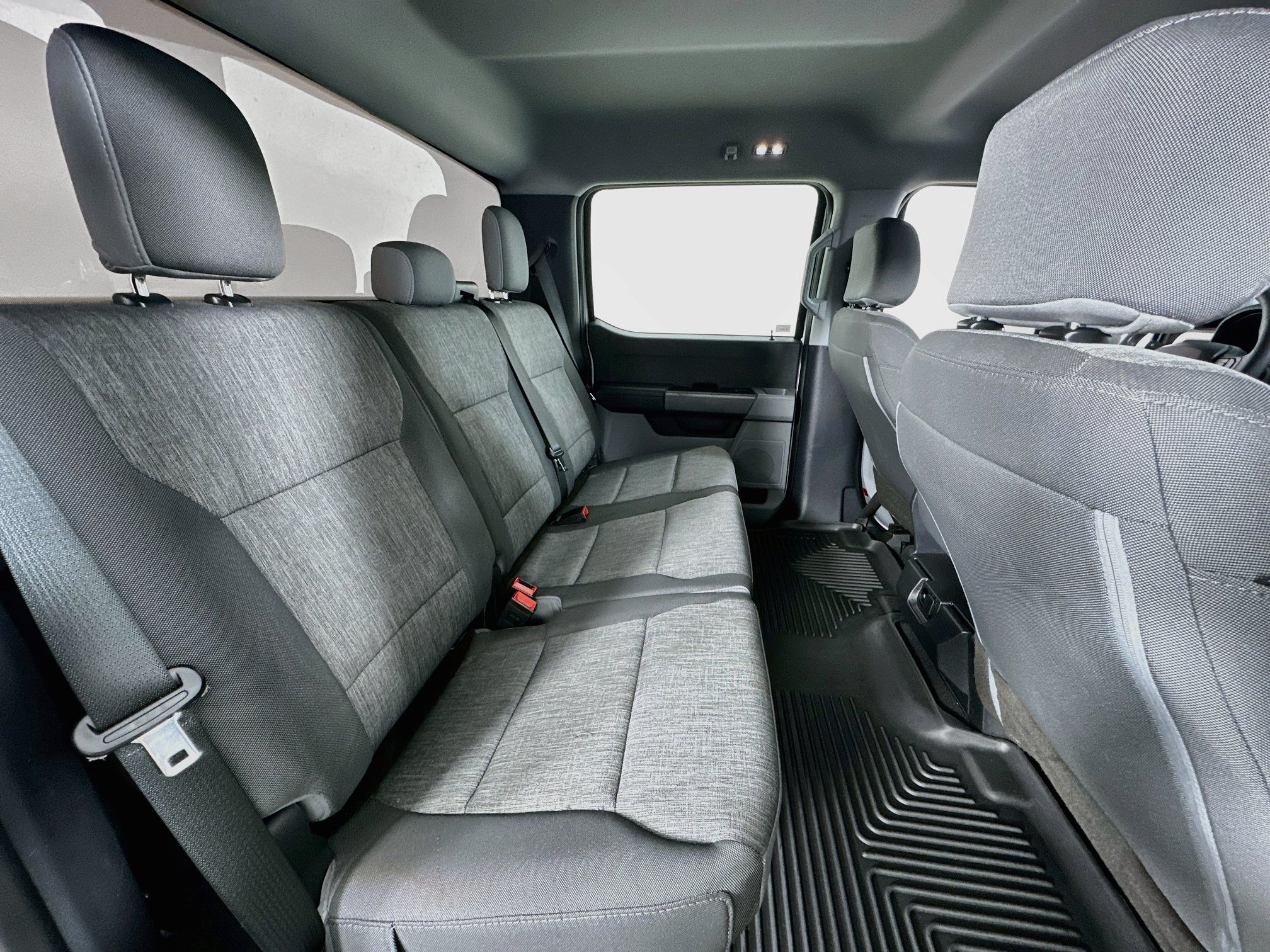 Used 2023 Ford F250 XL w/ STX Appearance Package AWD/4WD image 23