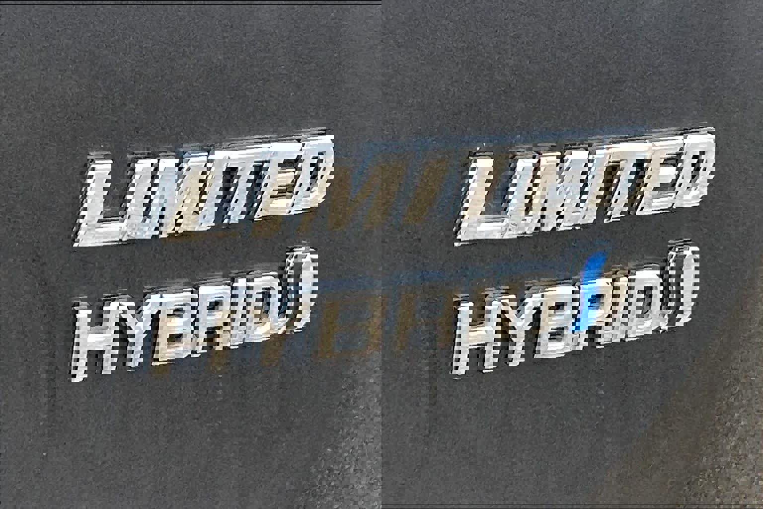 Used 2018 Toyota RAV4 Limited image 30