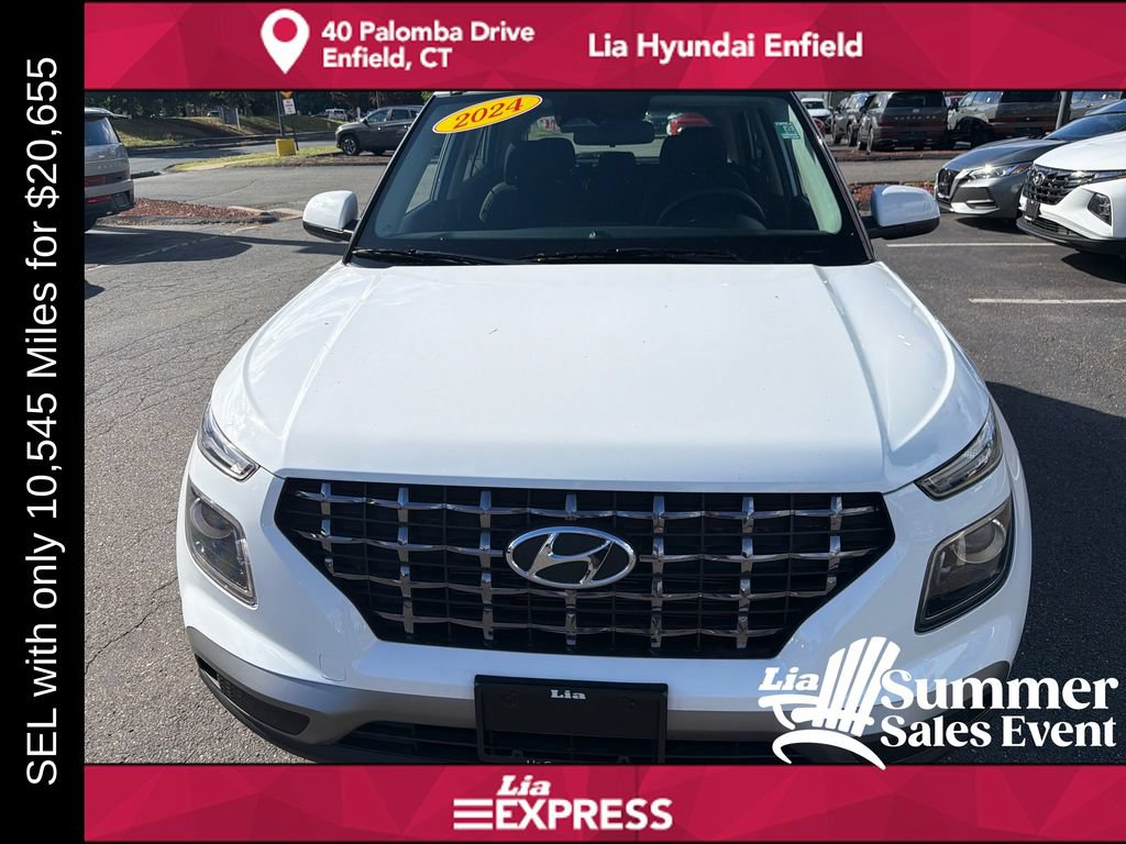 Used 2024 Hyundai Venue SEL FWD image 8