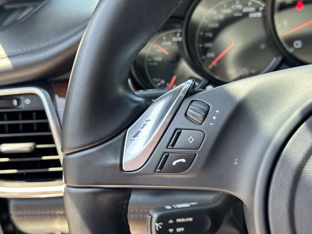Used 2012 Porsche Panamera AWD/4WD image 20