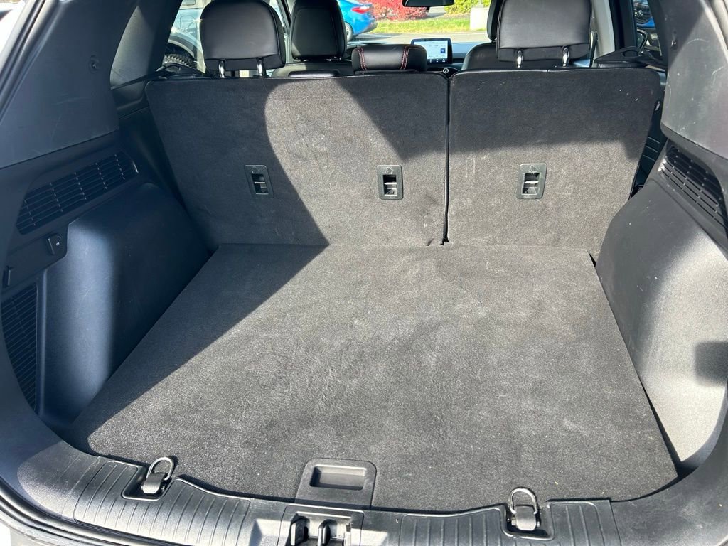 Certified 2022 Ford Escape SEL w/ SEL Stealth AWD Package image 9