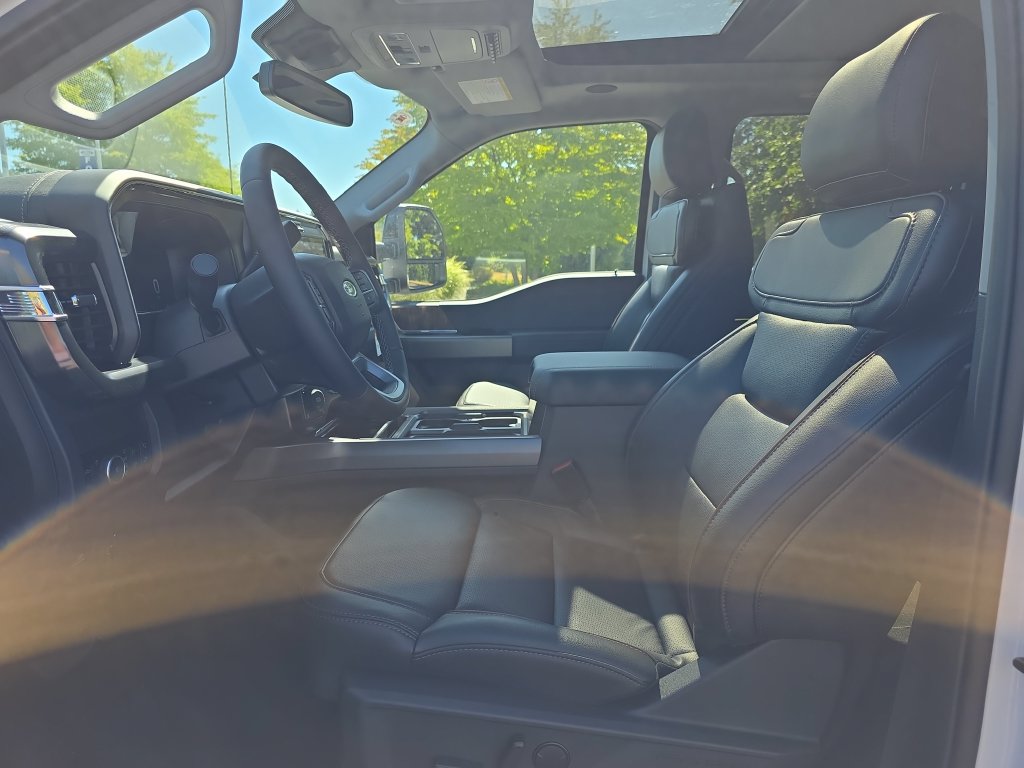New 2026 Ford F350 Lariat w/ Black Appearance Package AWD/4WD image 13
