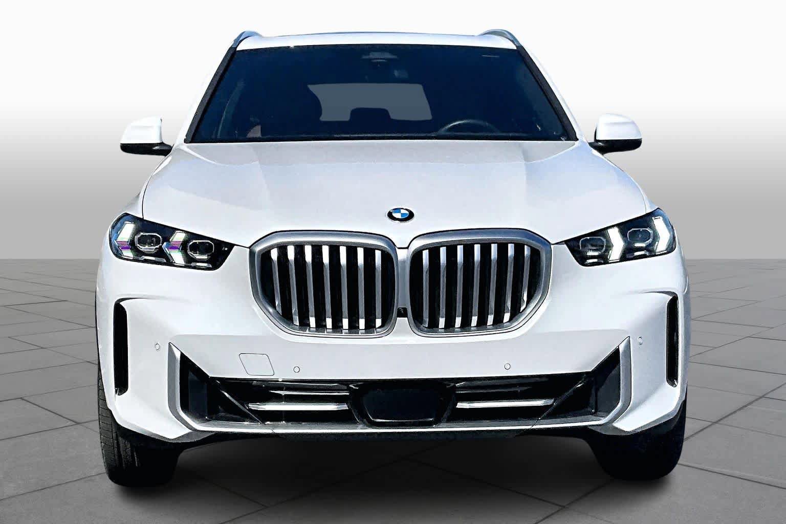 Certified 2026 BMW X5 sDrive40i RWD image 3