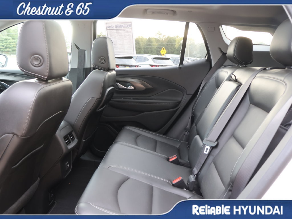 Used 2022 GMC Terrain SLT AWD/4WD image 18