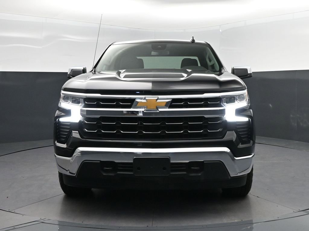 Used 2024 Chevrolet Silverado 1500 LT AWD/4WD image 10