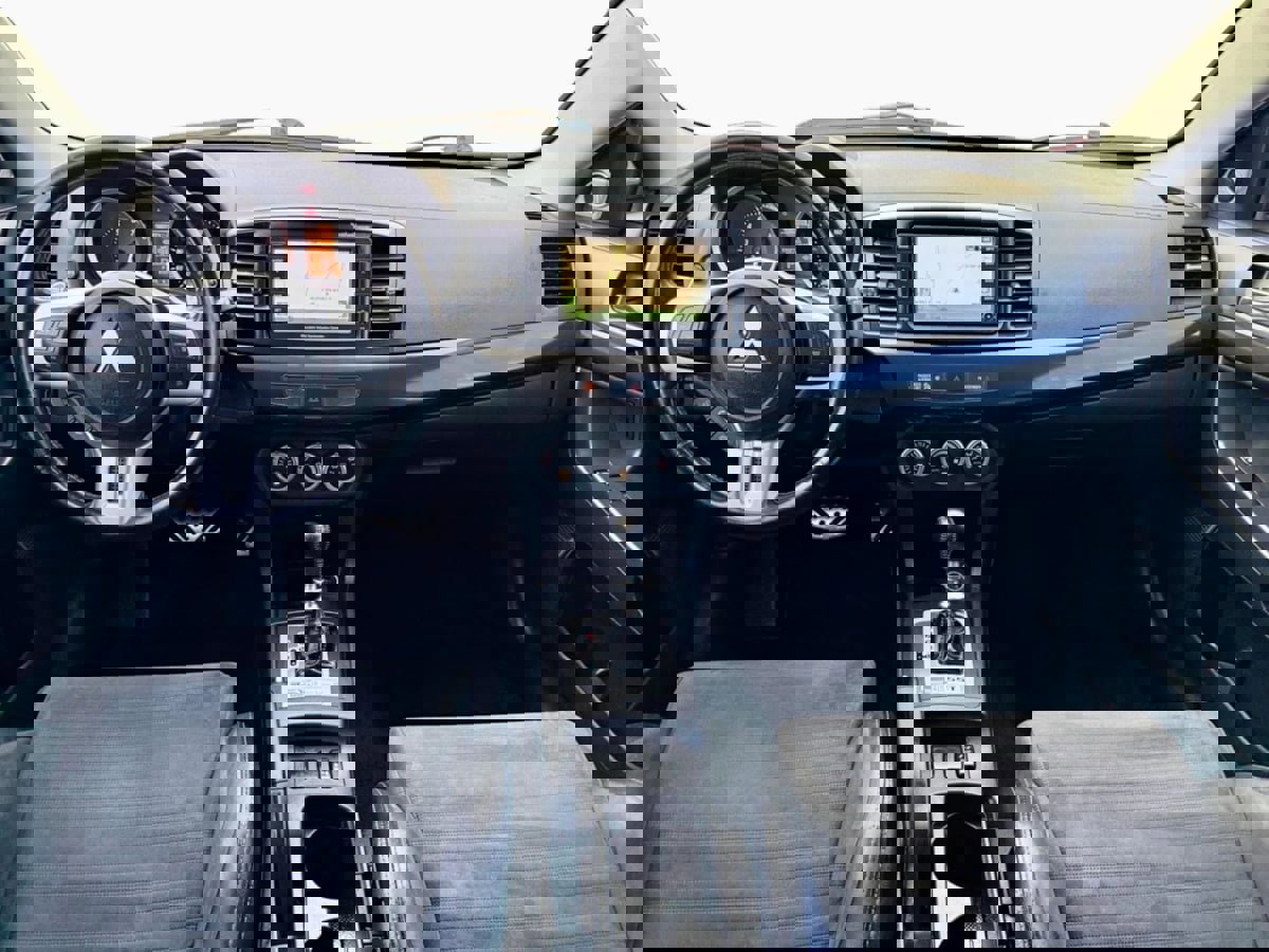 Used 2008 Mitsubishi Lancer Evolution MR image 10