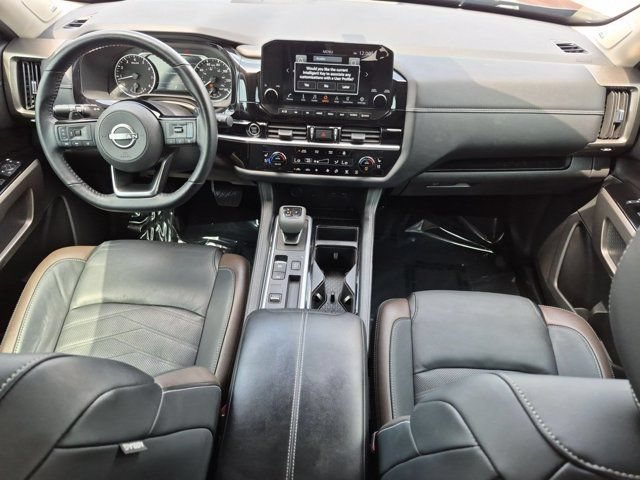 Used 2023 Nissan Pathfinder Platinum w/ Cargo Package FWD image 14