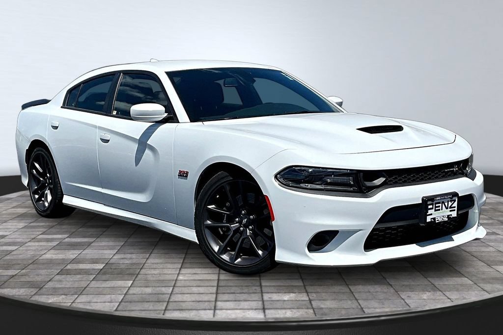 Used 2020 Dodge Charger Scat Pack RWD image 3