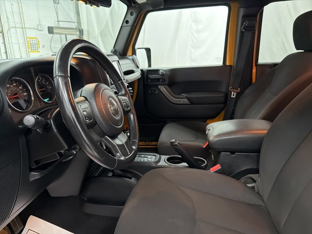 Used 2014 Jeep Wrangler Unlimited Sport w/ Quick Order Package 24S AWD/4WD image 15