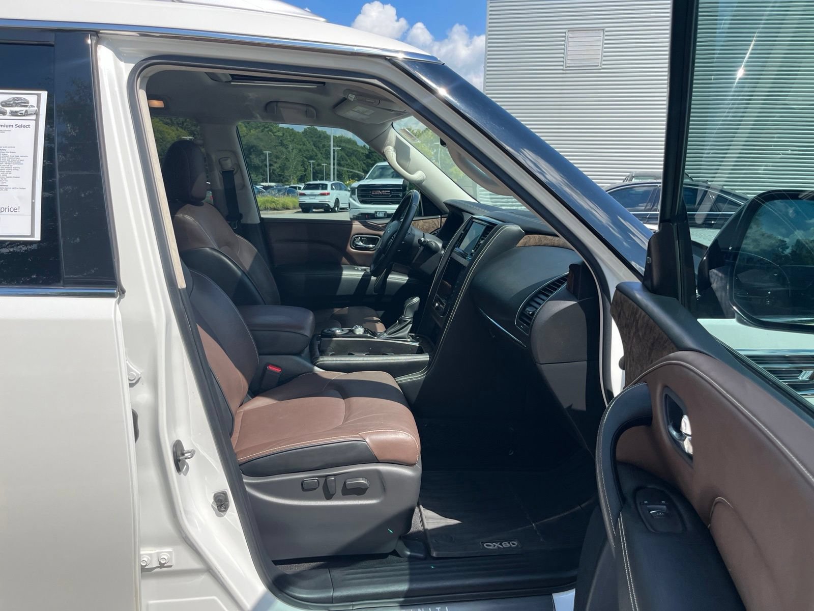Used 2021 INFINITI QX80 Premium Select w/ All-Season Package RWD image 37