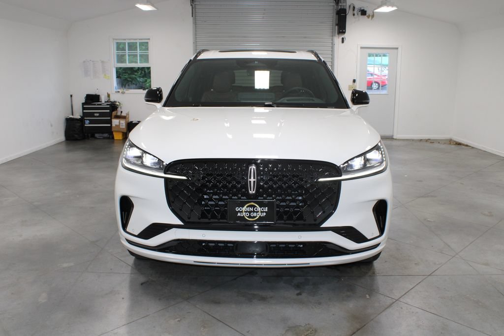 New 2026 Lincoln Aviator Reserve AWD/4WD image 2