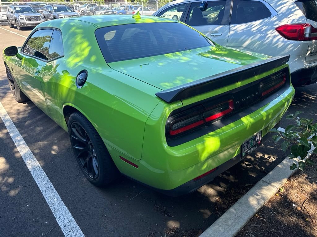 Used 2015 Dodge Challenger SRT Hellcat RWD image 2