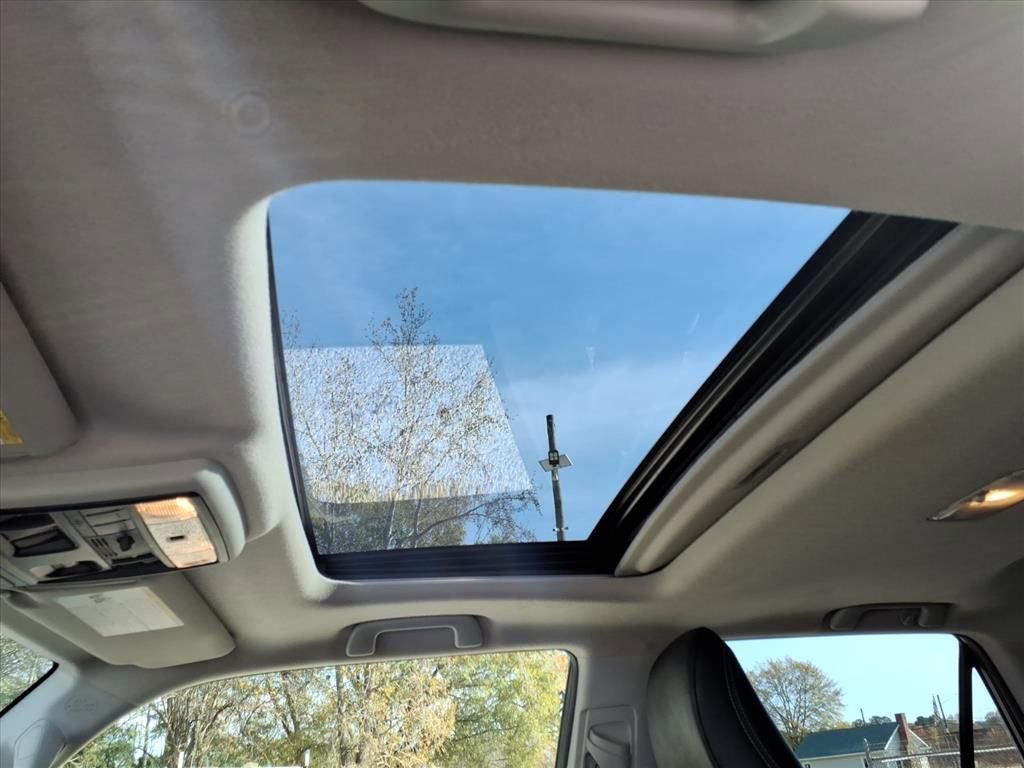 Used 2022 Toyota 4Runner SR5 Premium image 15