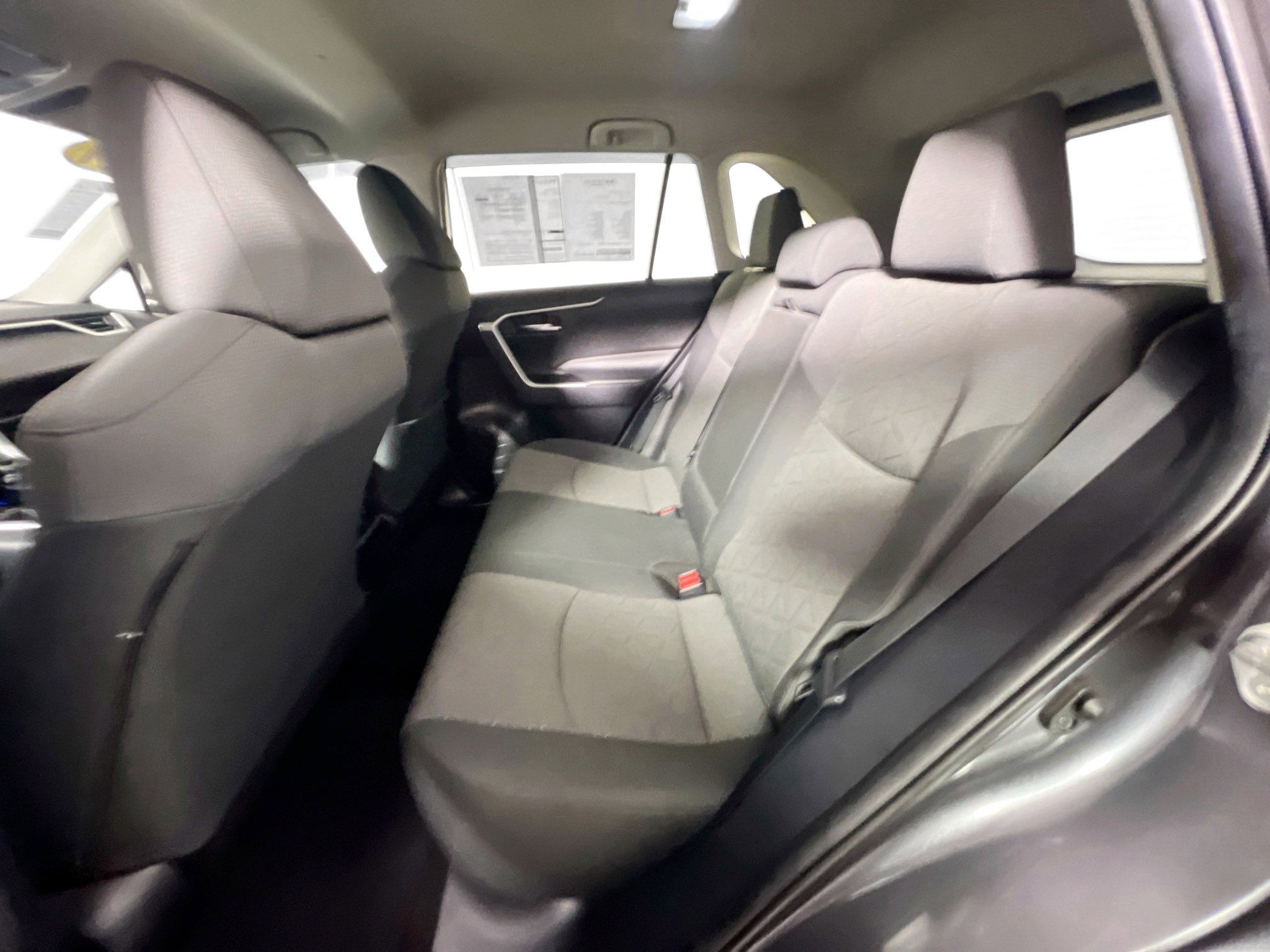 Used 2021 Toyota RAV4 XLE image 28