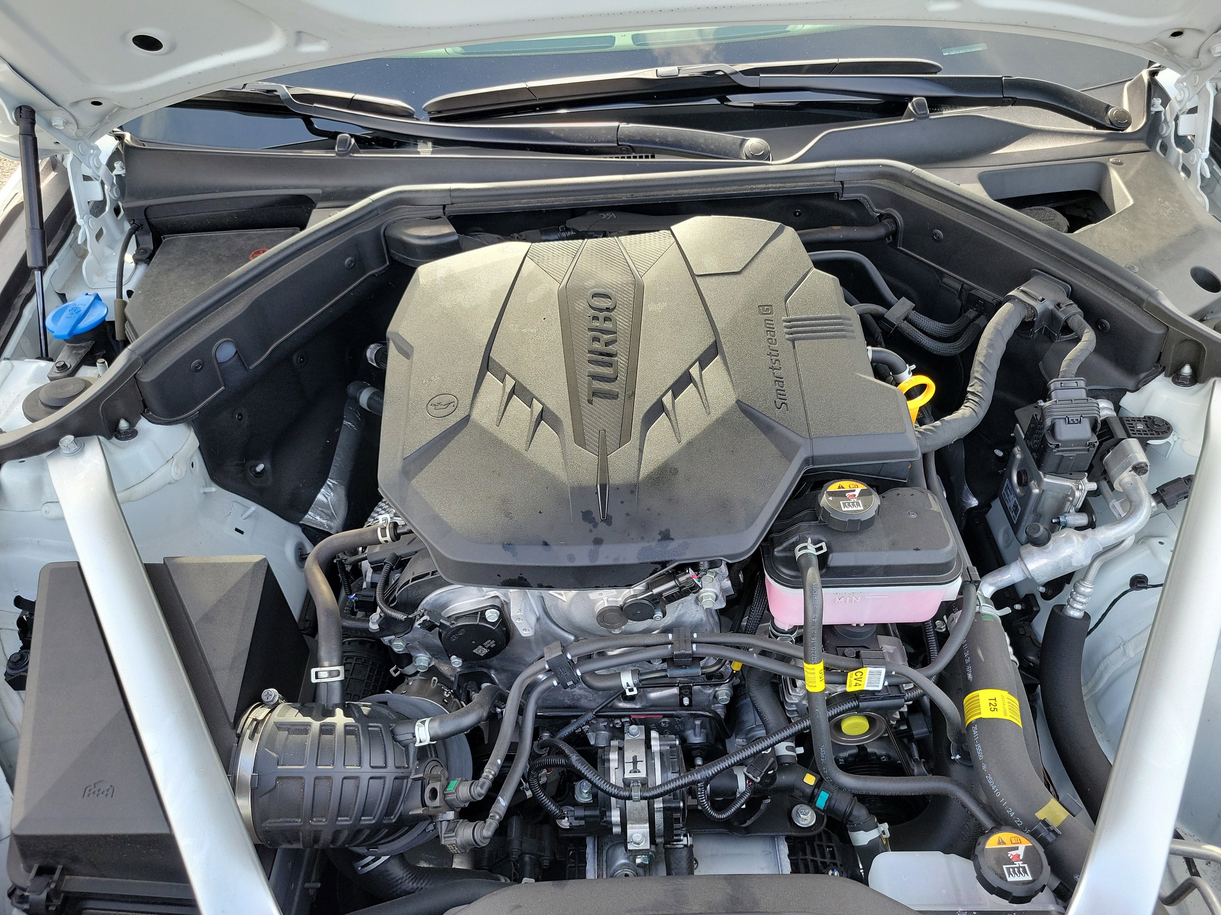 Certified 2026 Genesis G70 2.5T RWD image 24