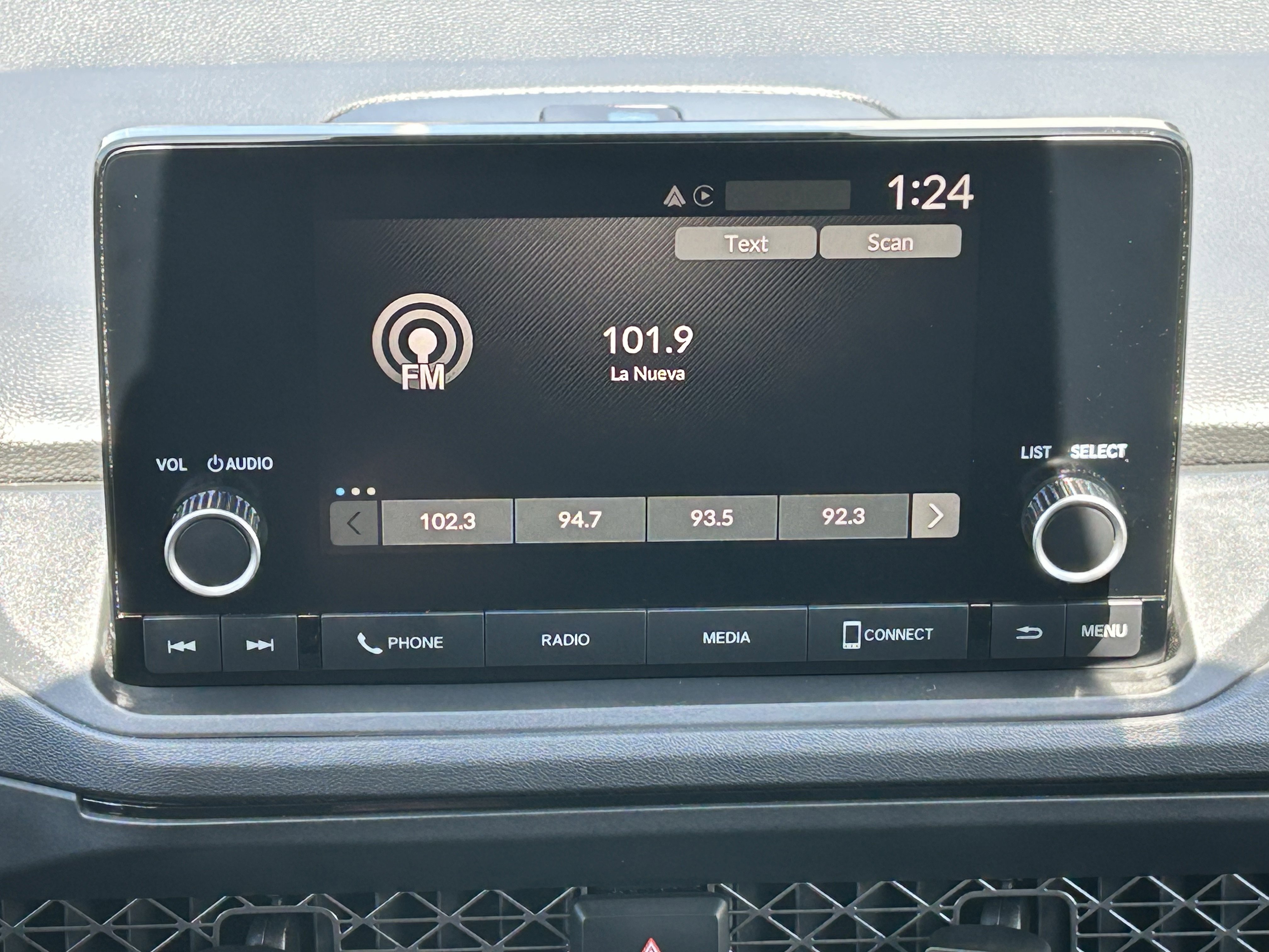 Certified 2025 Honda Accord SE image 14